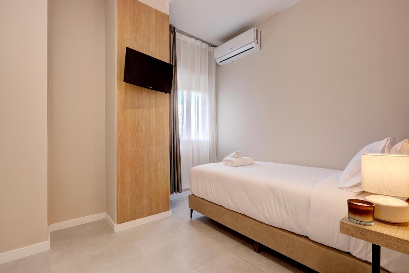 Hostal Puerta Almar Estepona Eksteriør billede