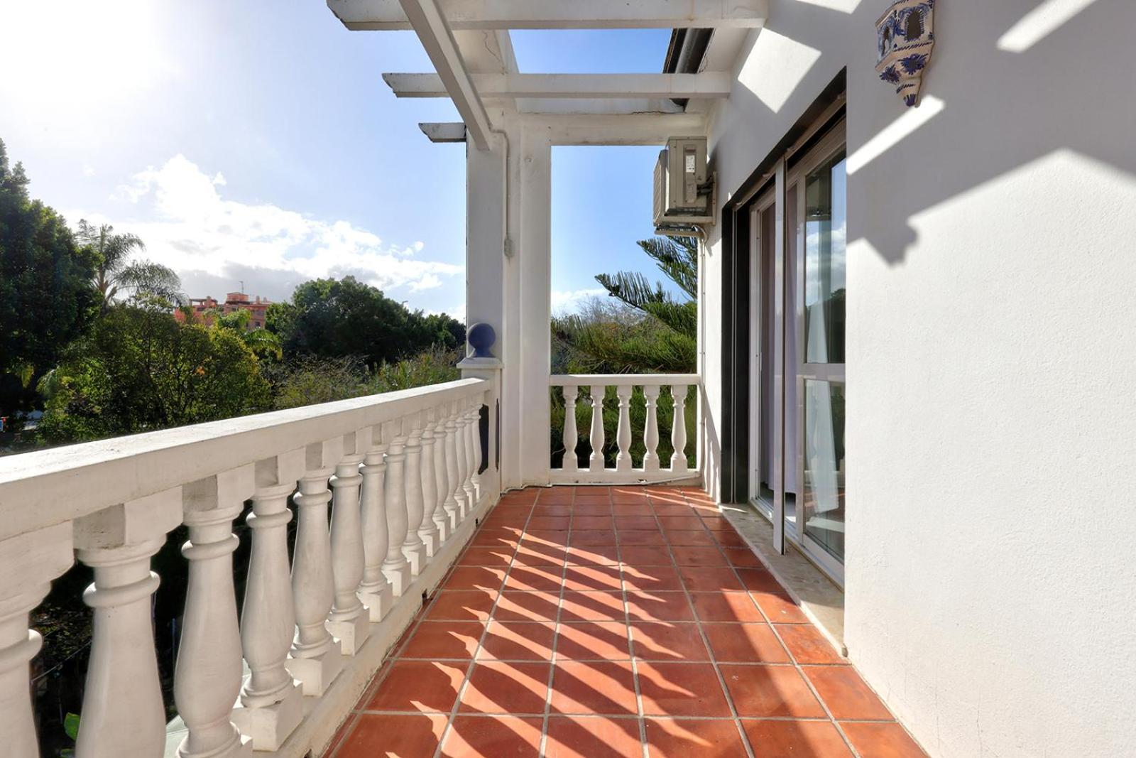 Hostal Puerta Almar Estepona Eksteriør billede